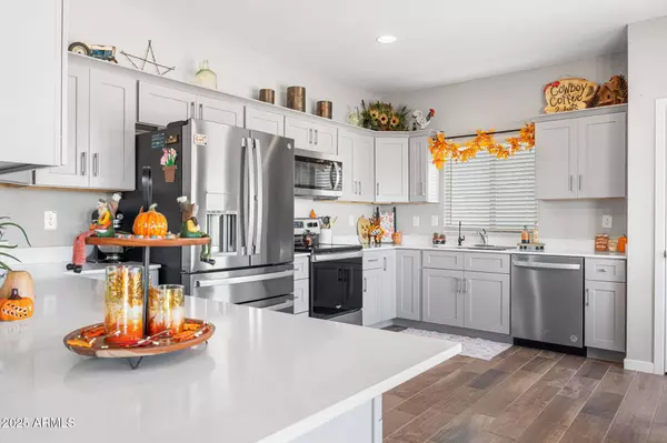 6313 N MARIGOLD Avenue, Casa Grande, AZ 85194