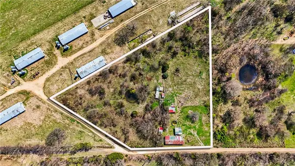 20695 Burgess Ln, Summers, AR 72769