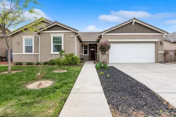 1287 Caddie Loop, Lemoore, CA 93245