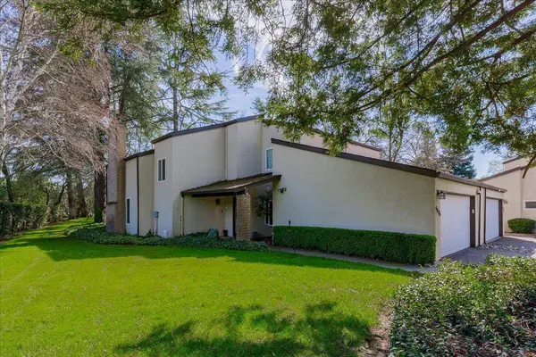 4826 Garden Homes PL, Elk Grove, CA 95758
