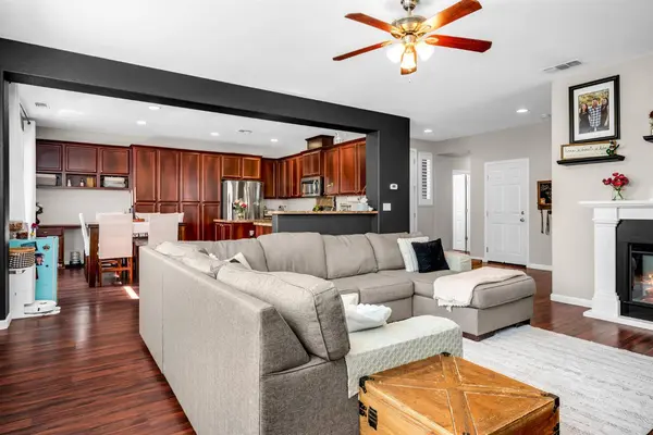 1817 Glenmark WAY, Roseville, CA 95747