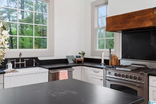 59 GIN STREET, Springville, AL 35146