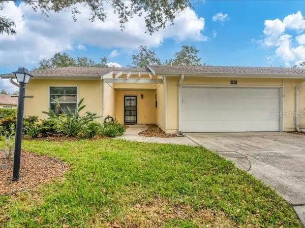4021 OAKHURST DR #3121, Sarasota, FL 34233