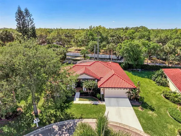 6632 DEERING CIR, Sarasota, FL 34240