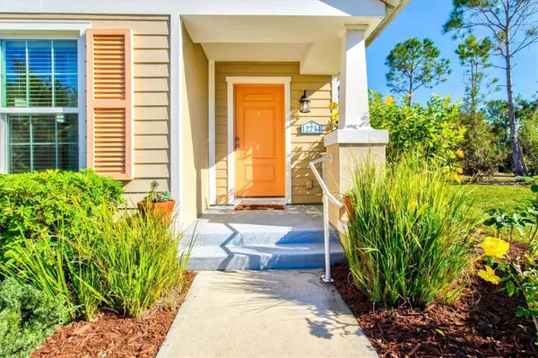 12734 SHIMMERING OAK CIR, Venice, FL 34293