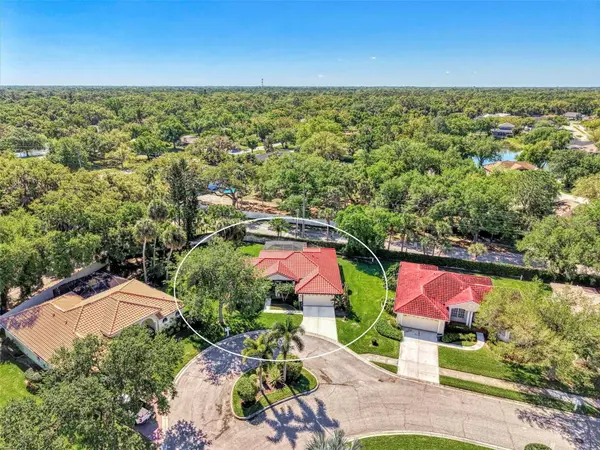 6632 DEERING CIR, Sarasota, FL 34240