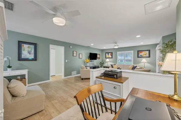 4021 OAKHURST DR #3121, Sarasota, FL 34233