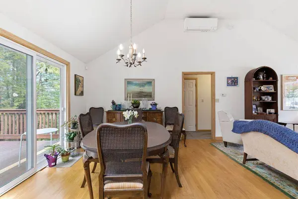 18 Parkside DR, Biddeford, ME 04005