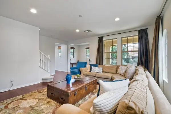 15726 Kristen Gln, San Diego, CA 92127-6114
