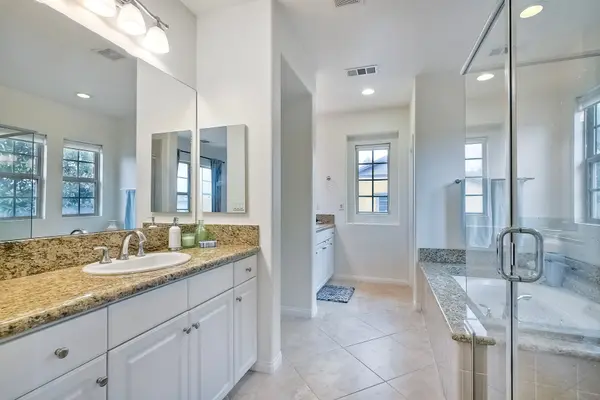 15726 Kristen Gln, San Diego, CA 92127-6114