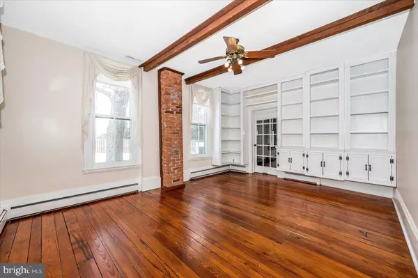 2211 URBANA PIKE, Ijamsville, MD 21754