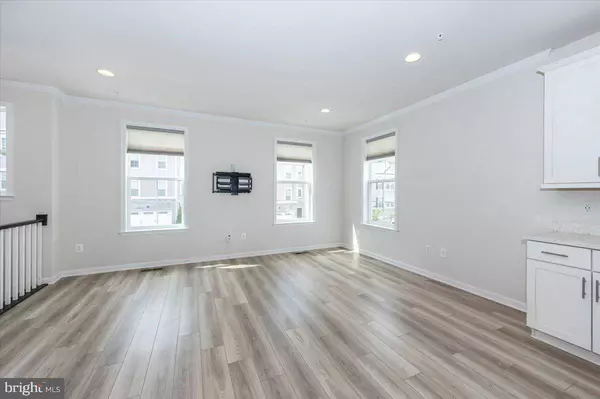 1013 HIGHPOINT TRL, Laurel, MD 20707