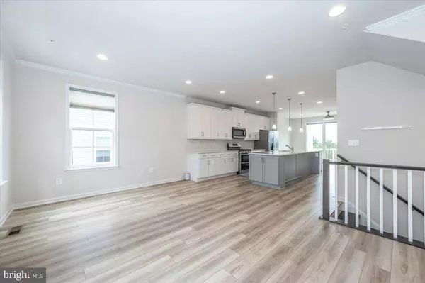 1013 HIGHPOINT TRL, Laurel, MD 20707