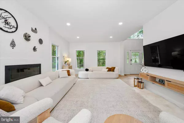 8225 HAWKINS CREAMERY RD, Gaithersburg, MD 20882