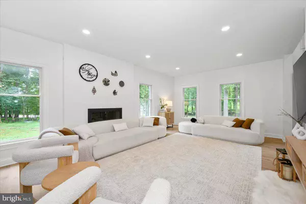 8225 HAWKINS CREAMERY RD, Gaithersburg, MD 20882