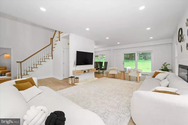 8225 HAWKINS CREAMERY RD, Gaithersburg, MD 20882