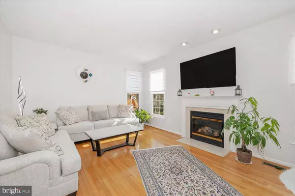 18921 FOUNTAIN HILLS DR, Germantown, MD 20874