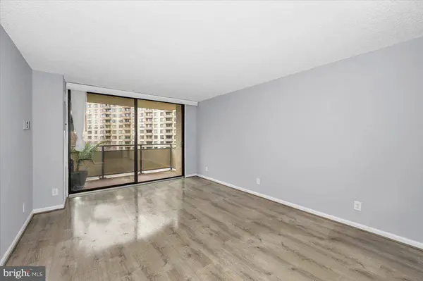 5225 POOKS HILL RD #505S, Bethesda, MD 20814