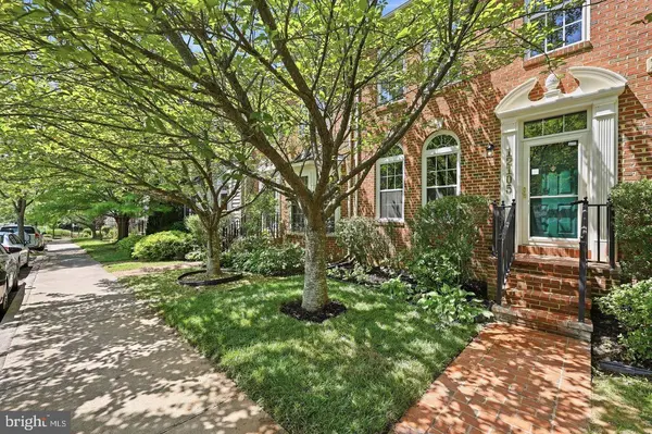 12105 POND PINE DR