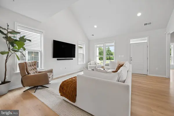 22817 FREDERICK RD, Clarksburg, MD 20871