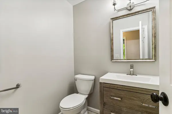 12203 ASHLEY CT, Manassas, VA 20112