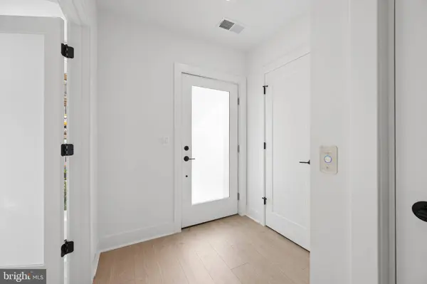 5609 VERMILLION CIR, Bethesda, MD 20816