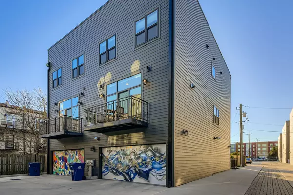 Chicago, IL 60653-3505,4446 S Drexel Blvd #B