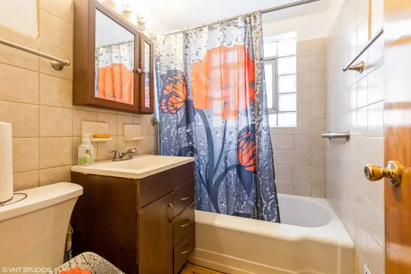 9823 S Ingleside AVE, Chicago, IL 60628