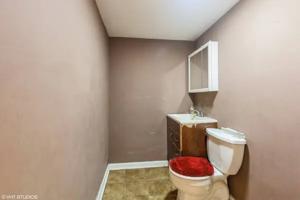 9823 S Ingleside Avenue, Chicago, IL 60628