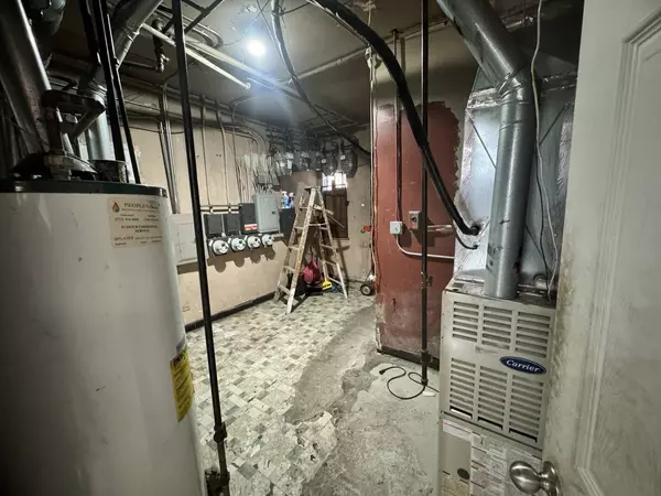 8507 S Ashland AVE, Chicago, IL 60620