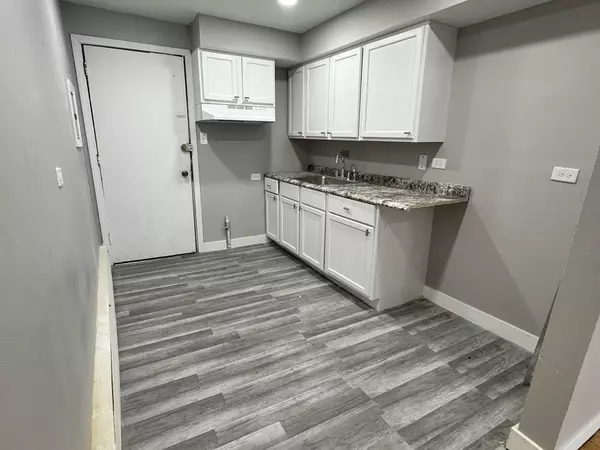 8507 S Ashland Avenue, Chicago, IL 60620