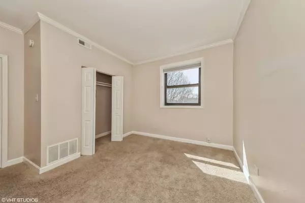 6106 S Dorchester AVE #2W, Chicago, IL 60637