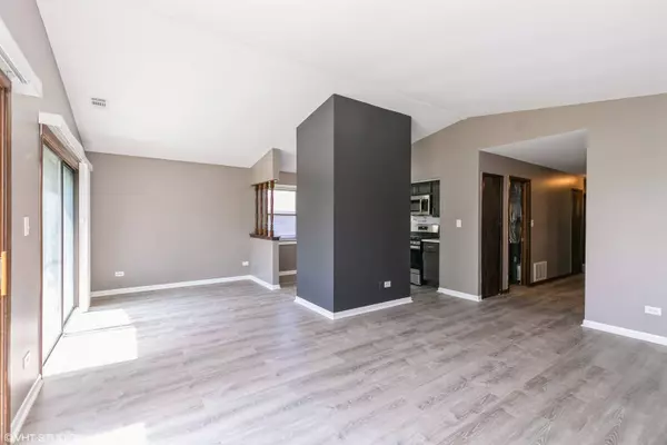 4135 193rd ST #268, Country Club Hills, IL 60478