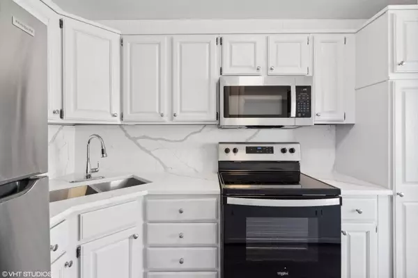 4800 S Chicago Beach Drive #1205S, Chicago, IL 60615