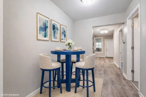 2823 E 93rd ST, Chicago, IL 60617