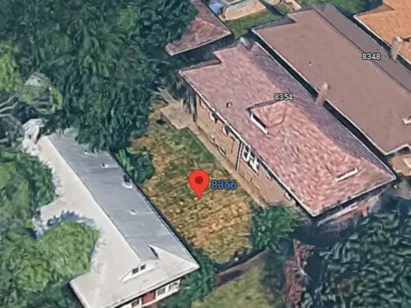 8356 S Paxton AVE, Chicago, IL 60617