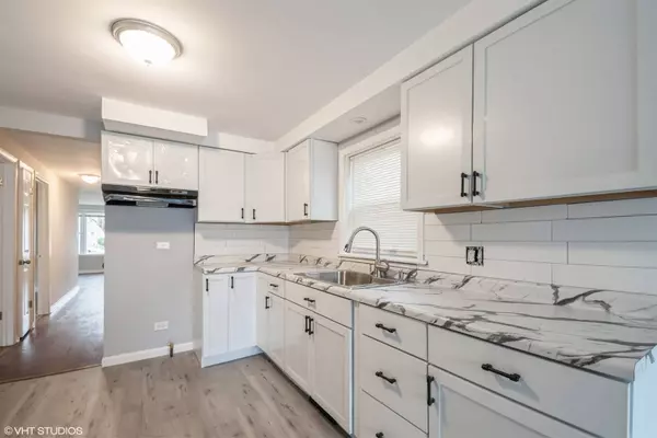 12329 S Yale Avenue, Chicago, IL 60628