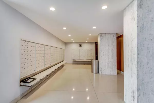 4800 S Chicago Beach Drive #2308S, Chicago, IL 60615