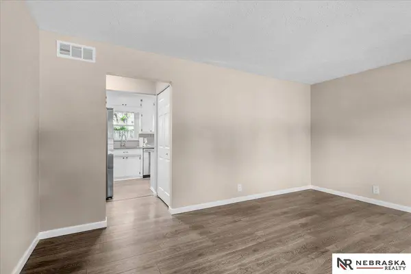7241 Garland ST, Lincoln, NE 68505