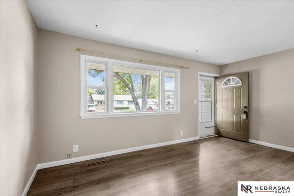 7241 Garland ST, Lincoln, NE 68505