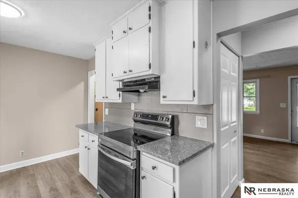 7241 Garland ST, Lincoln, NE 68505