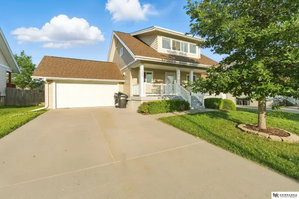 1545 Florence Boulevard, Omaha, NE 68110