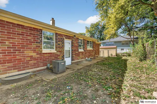 4604 Saratoga Street, Omaha, NE 68104