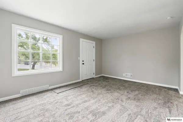 4051 Pratt Street, Omaha, NE 68111