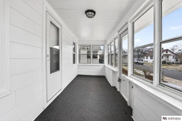 4516 Larimore Avenue, Omaha, NE 68104