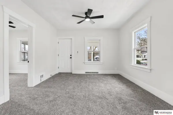 4516 Larimore Avenue, Omaha, NE 68104