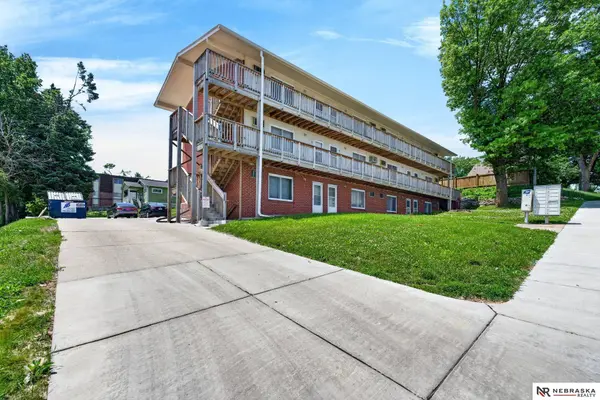 1014 N 48th AVE, Omaha, NE 68132