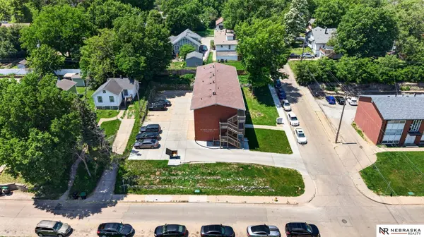1014 N 48th AVE, Omaha, NE 68132