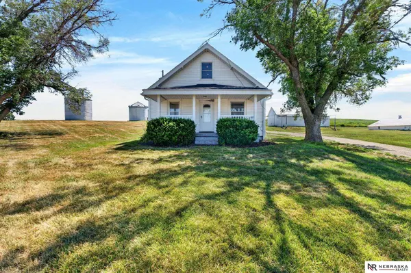 10948 County Road 15, Arlington, NE 68002