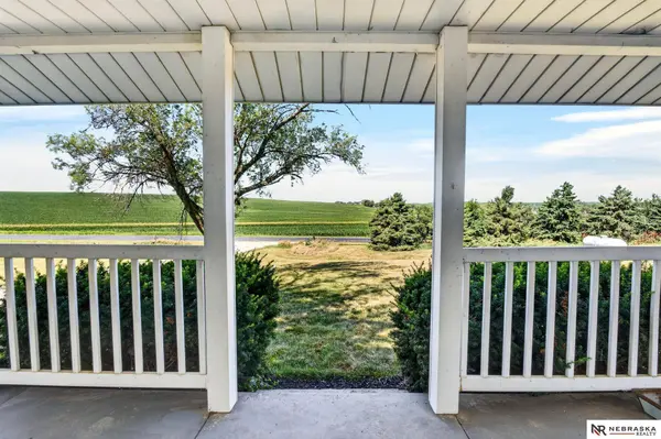10948 County Road 15, Arlington, NE 68002